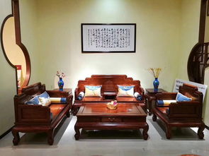 青岛红木家具厂刺猬紫檀新中式沙发价格与橡胶制品关联解析